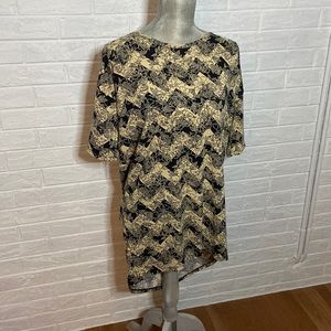 Lularoe Irma size XS EUC